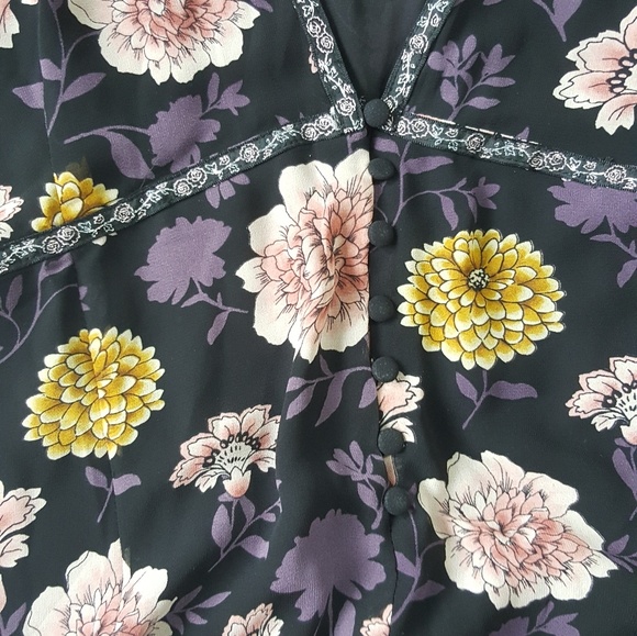 Floral romper - Picture 6 of 6